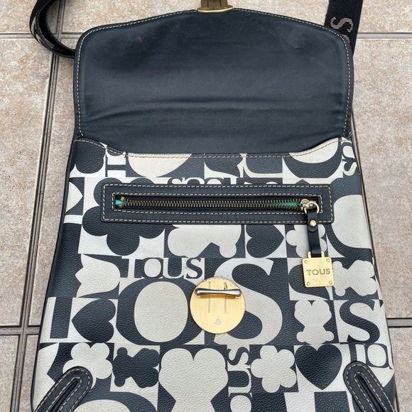 TOUS Messenger Crossbody Shoulder Handbag - Picture 11 of 14